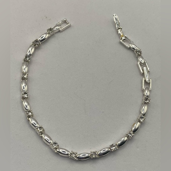 3 for $30 Vintage Avon Signed Cubic Zirconia Silver Plated Bracelet - Picture 11 of 12